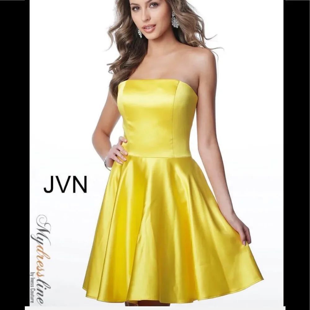 NEW JOVANI short cocktail yellow satin mini dress style JVN1717 size 2